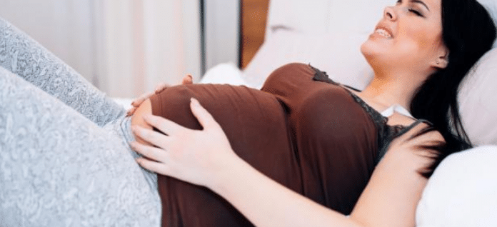 طرق طبيعية لتحفيز الطلق والولادة