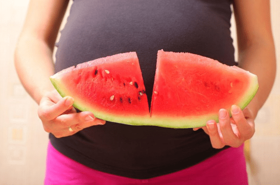 فوائد البطيخ للمرأة الحامل