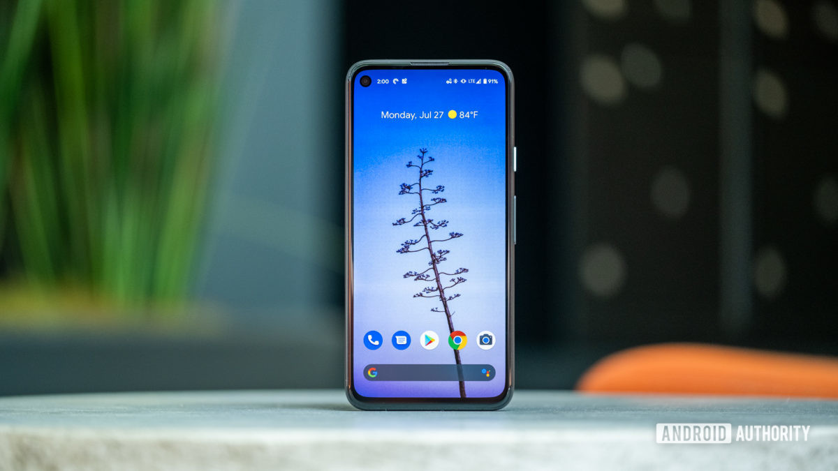 عرض جوجل Pixel 4a يقف بقوة