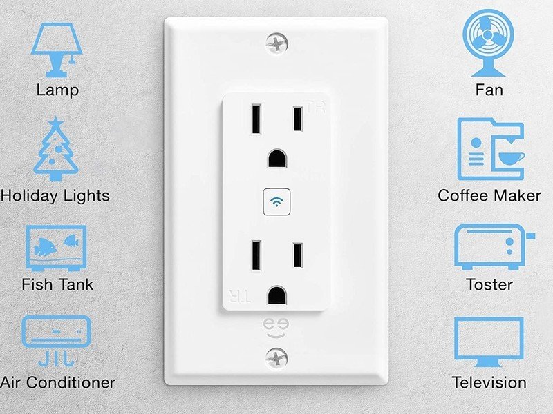 Geeni Smart Wifi Outlet Lifestyle