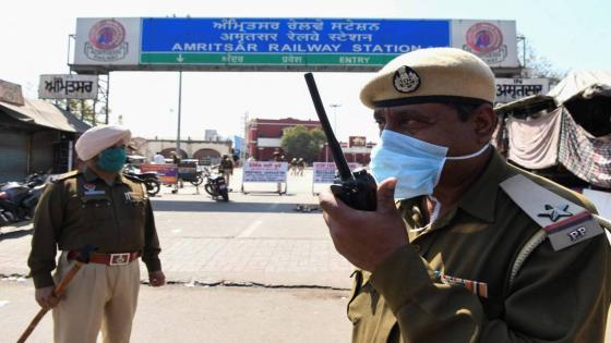 إعلان حظر التجوال في العاصمة الهندية نيودلهي بسبب الكورونا