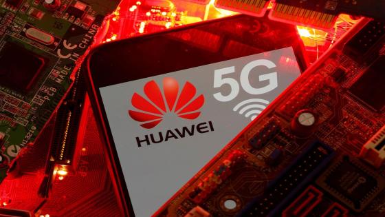 تشديد الولايات المتحدة قيودًا على وصول Huawei إلى التكنولوجيا والرقائق