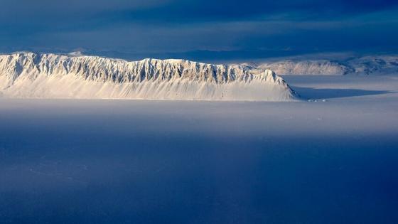 انهيار آخر جرف جليدي في القطب الشمالي لكندا