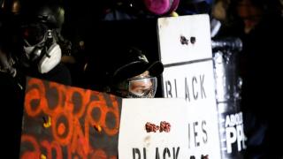عنصرية الإعلام في مواجهة احتجاجات بورتلاند