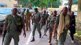 الاتحاد الإفريقي يعلق عضوية مالي بسبب الانقلاب