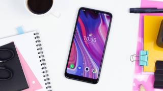 مراجعة Alcatel 3L (2020): الهاتف الذكي المثالي للمبتدئين