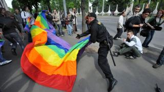 في بيلاروسيا: النضال من أجل الديمقراطية وحقوق المثليين