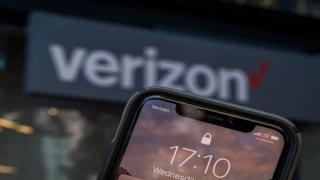 Verizon تعلن عن خطط للاستحواذ على Tracfone Wireless