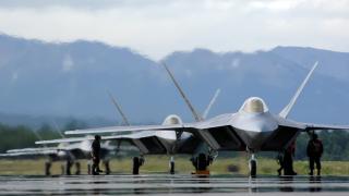 واشنطن تعتزم إرسال مقاتلات “F-22” إلى الإمارات