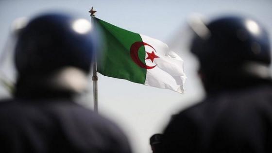 إقالة وزير العدل الجزائري
