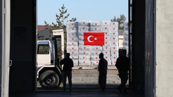 تركيا أرسلت مساعدات طبية إلى بريطانيا