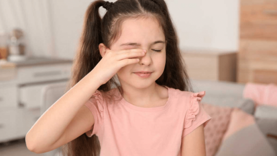 علاج حساسية العين للاطفال