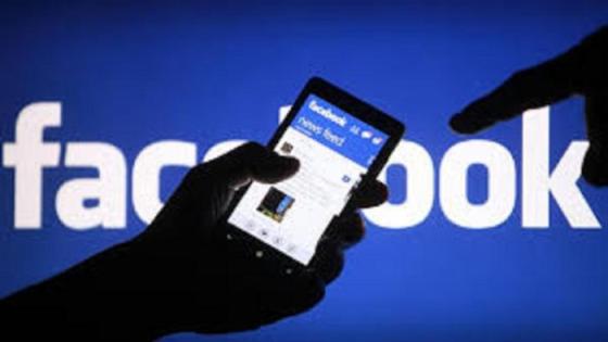 حذف مئات الحسابات على «فيسبوك» بميانمار