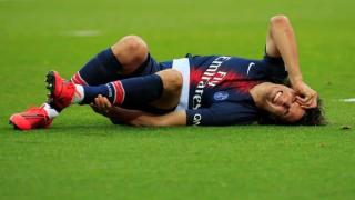 Soccer Football - Ligue 1 - Paris St Germain v Bordeaux - Parc des Princes, Paris, France - February 9, 2019 Paris St Germain's Edinson Cavani reacts REUTERS/Gonzalo Fuentes